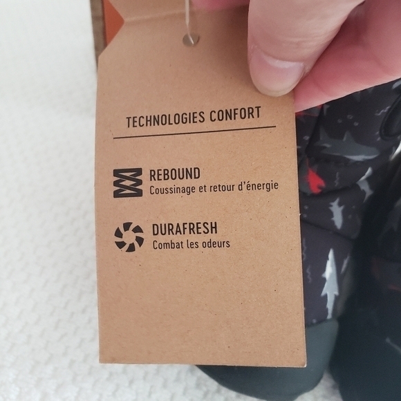 Bogs B-MOC Insulated‎ Waterproof Boot Black/ Multi Sharks Size 4 New - Picture 7 of 16